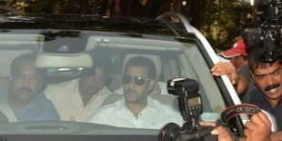 Kronologis Tabrak Lari Yang Dilakukan Salman Khan Pada Tahun 2002