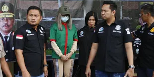KTP Perempuan Tapi Paspor Laki-Laki, Lucinta Luna Ditahan di Ruangan Khusus