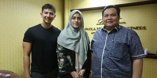 Kuasa Hukum Fairuz A. Rafiq Pertanyakan Foto Pablo Benua Yang Lagi 'Selow' di Mall