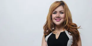 Kumalasari Sering ke Luar Negeri dan Punya HP Seharga Rp 110 Juta