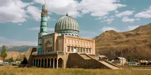 Kunjungi Masjid Bergaya Timur Tengah di Malang, Yuk!