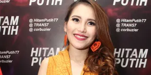 Kurangi Stress Jelang Persalinan, Ayu Ting Ting Minta Doa Ibu