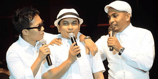 Kursi Penonton Ambruk Saat Konser Trio Lestari