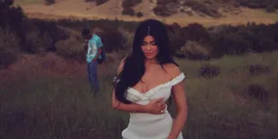 Kylie Jenner Blak-Blakan Masalah Hubungan Seksual dengan Travis Scott
