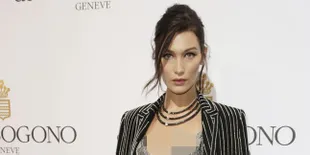 Lagi, Bella Hadid Pamer Aset Super Hot Tanpa Bra di Cannes 2016