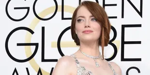Lagi, Emma Stone Tampil Cantik dan Stunning di 'SAG Awards'