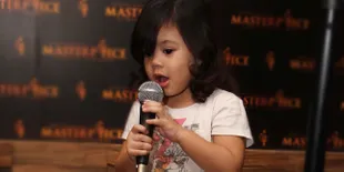 Lagu Baru 'Ciptaan' Safeea, Aku Cinta Padamu?