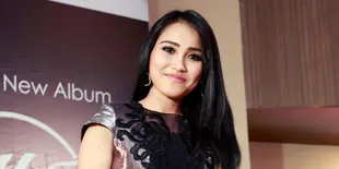 Lagunya Disebut Hasil Jiplakan, Begini Jawaban Ayu Ting Ting