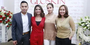 Lakukan Perawatan, Vanessa Angel Punya Pacar Baru?