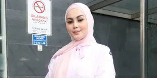 Lama Tak Terlihat, Jennifer Dunn dan Faisal Harris Makin Mesra - Pamer Pelukan Hangat
