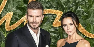 Langka! Victoria Pamer Foto Mesra Saat Dipeluk David Beckham