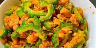 Langkah Mudah Mengolah Pare agar Tidak Pahit dan Tetap Menggoda