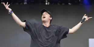 Lany Buka Konser Pertama dengan 'Thick and Thin'