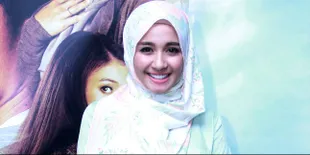 Laudya Cynthia Bella Mantap Berhijab, Ini Kisah Di Baliknya..