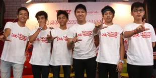 Launching Mini Album, Kenapa Abidzar Tak Ditemani Umi Pipik?
