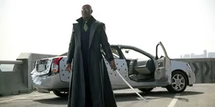 Laurence Fishburne Kembali Jadi Morpheus 'MATRIX' di Super Bowl