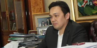 Lawan Ahmad Dhani, Farhat Abbas Pakai Juru Bicara