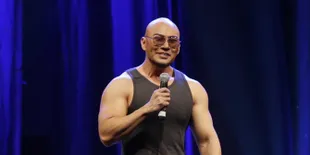 Layangkan Teguran Keras, Deddy Cobuzier Sebut Denny Darko Berbohong