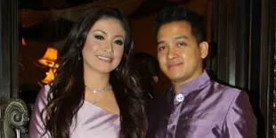 Lebaran, Dibanding Uang Virnie Ismail Pilih Bagikan Alat Salat