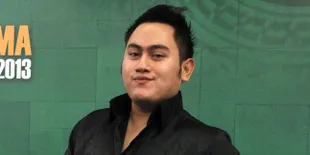 Lebaran, Nassar Ngamen di Istana Negara