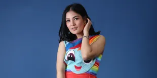 Lebaran, Nindy Siapkan 3 Pasang Baju Kembaran Dengan Keluarganya
