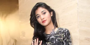 Lebih Sering Posting Foto Bareng Ayah, Ini Alasan Naysila Mirdad