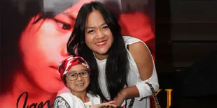 Lepas Dari Bule, Inikah Pacar Baru Mantan Istri Daus Mini?