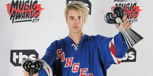 Lepas Dari Hailey Baldwin, Justin Bieber Kencani Nicola Peltz