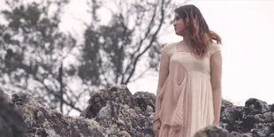 Lepas Jilbab, Marshanda Bikin Video 'Curhat' Menghebohkan Lagi