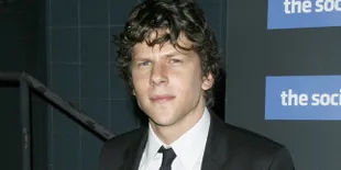 Lex Luthor, Musuh Besar Superman Tampakkan Batang Hidungnya