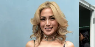 Liburan di Bali, Jessica Iskandar Sebut El Barrack Tak Takut Saat Gempa
