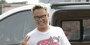 Liburan Ke Amerika, Uya Kuya Ingin Menyewa Mobil Sport