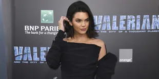 Liburan Romantis ke Meksiko, Kendall Jenner &#38; Ben Simmons Asyik Berduaan