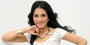 Lina Marlina Bayar Kiwil Rp 200 Juta Untuk Foto Nikah?