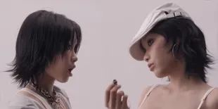 Lirik Lagu DANCE DANCE - Lixie Liu, Track Kedua Dalam Album The Happy Star