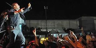 'Lonesome Street', Lagu Pertama Yang Muncul Ke-3