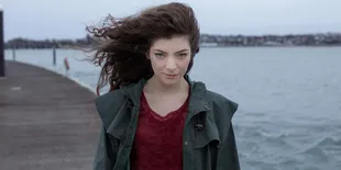 Lorde Lampaui Angka Penjualan 1 Juta kopi Untuk Albumnya