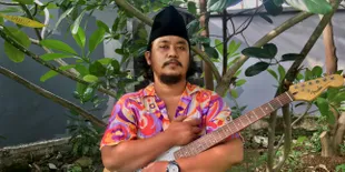 Lorjhu&#8217; Gaungkan Bunyi Kontemporer Madura Lewat Album 'PASESER', Lagunya sempat Diputar di Radio Polandia!