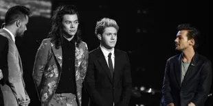 Louis Tomlinson Kecewa Karena Personel 1D Belum Jenguk Anaknya?