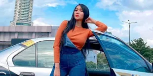 Lucinta Luna Pamer Foto Kening Dicium Bule dan Mengaku Sudah Berbadan Dua, Lucinta: Daritadi Nendang-nendang Mulu