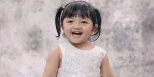 Lucu Bikin Gemes! Baby Arsy Sudah Bisa Nyanyi Lagu 'Burung Hantu'