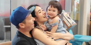 Lucunya Baby Gempi Saat Asyik Karaoke Bareng Gisella Anastasia