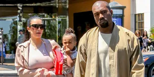 Lucunya North & Saint West Saat Mandi Bareng, Bikin Gemas!