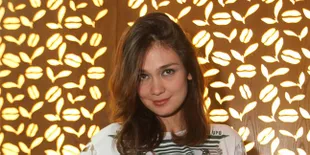Luna Maya Ingin Buat Film dari Novel Best Seller