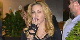 Madonna Kegirangan di Konser Beyonce!