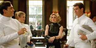 Madonna, Pengisi Soundtrack James Bond Paling Beruntung