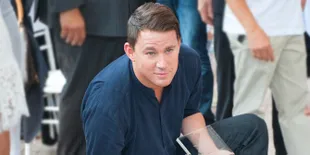 Main Sama Anak, Channing Tatum Rela Didandani Pakai Tiara