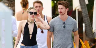 Makin Intim, Miley Cyrus - Patrick Schwarzenegger Kencan Eksotis