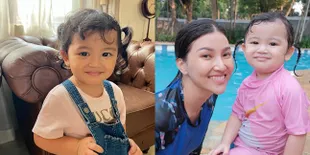 Makin Jago Bergaya, Ini 7 Potret Thania Anak Ruben Onsu dan Sarwendah dalam Berbagai Ekspresi - Sudah Bisa Ngevlog Sendiri