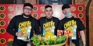 Makin Produktif di Tengah Pandemi, Keinginan Vicky Nitinegoro Merambah ke Dunia Bisnis Liquid Vape Akhirnya Tercapai